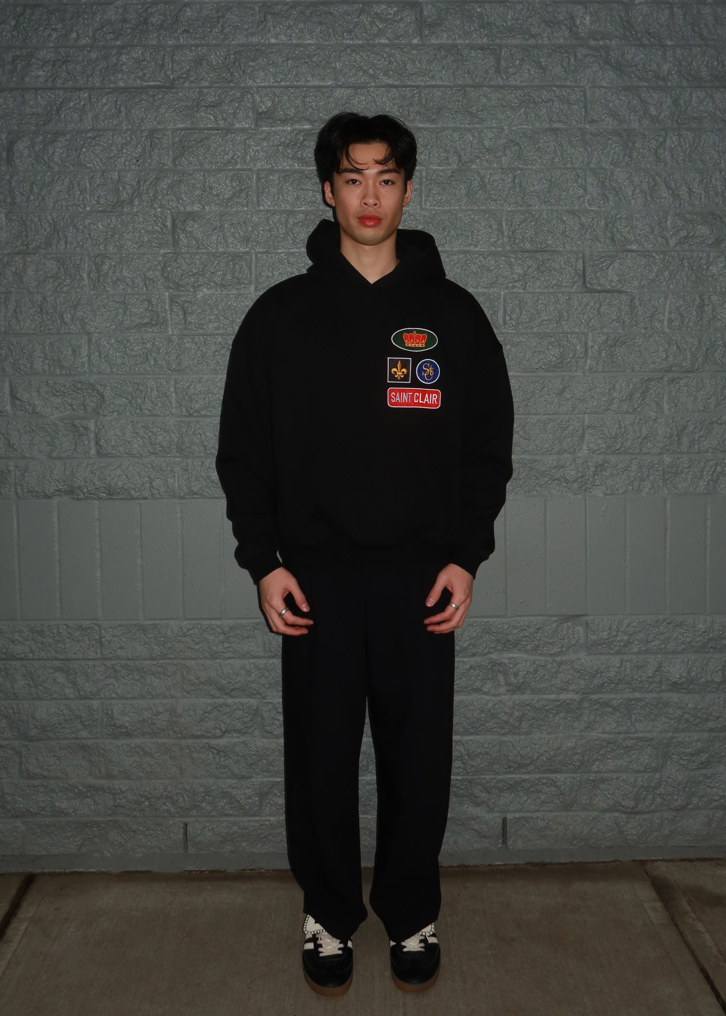 PATCHES HOODIE - BLACK